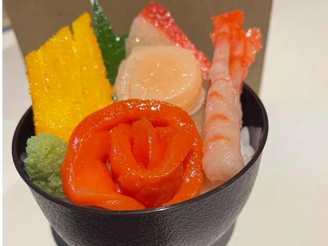 食品サンプルで作る小田原海鮮丼作り（観光交流センター） | スポット